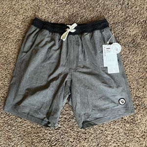 Vuori Kore Shorts. Mens size Small